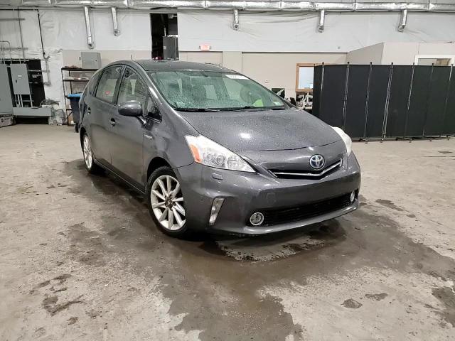 2012 Toyota Prius - Image 14