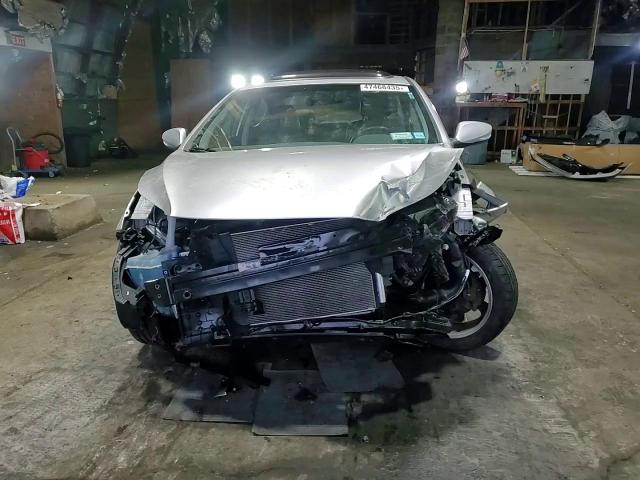 2013 Hyundai Elantra - Image 11