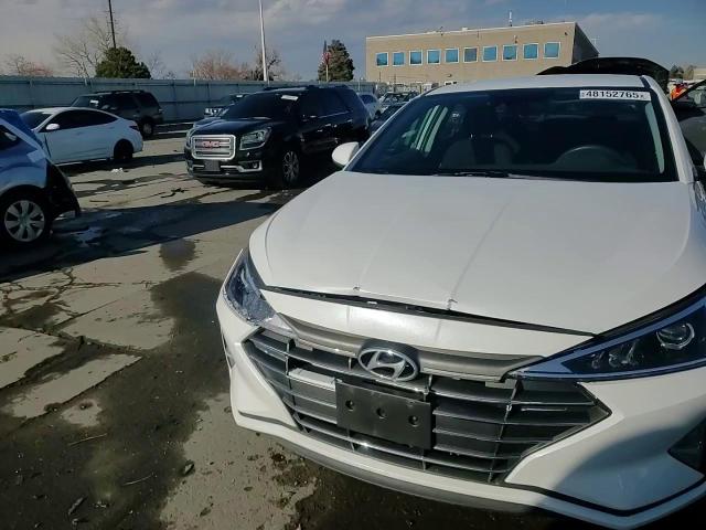 2019 Hyundai Elantra - Image 13