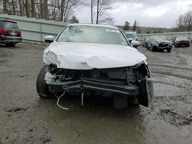 2015 Volkswagen Jetta - Image 10