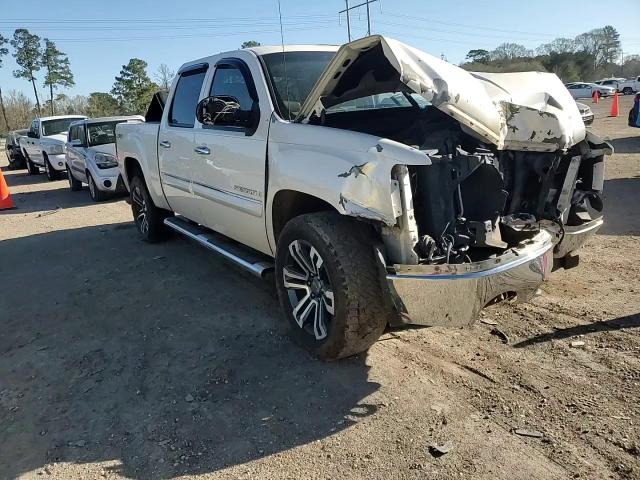 2009 GMC Sierra - Image 11