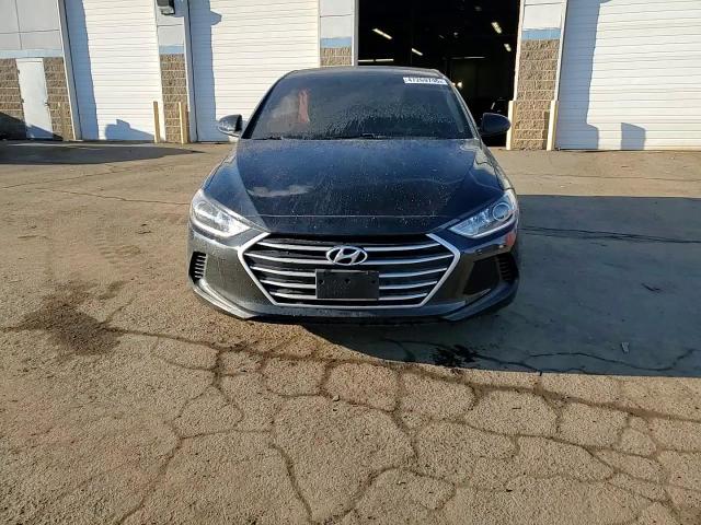 2017 Hyundai Elantra - Image 13