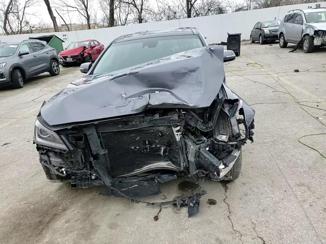 2015 Hyundai Genesis - Image 10