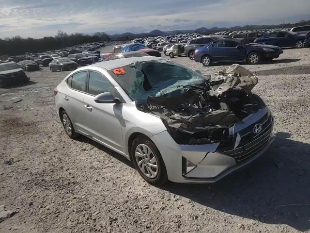 2019 Hyundai Elantra - Image 11