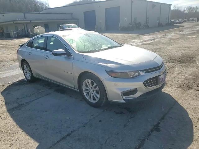 2018 Chevrolet Malibu - Image 13
