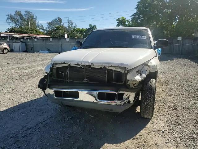 2001 Dodge RAM - Image 10