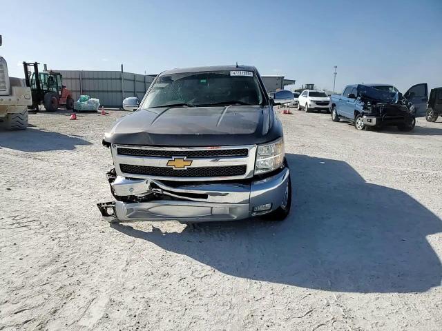 2013 Chevrolet Silverado - Image 14