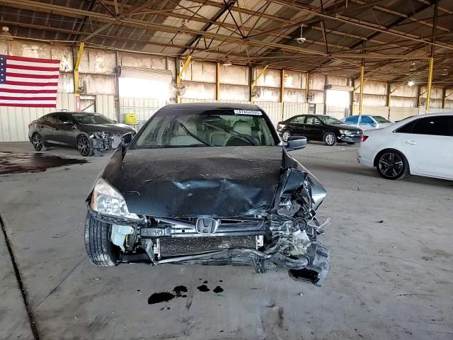 2004 Honda Accord - Image 10