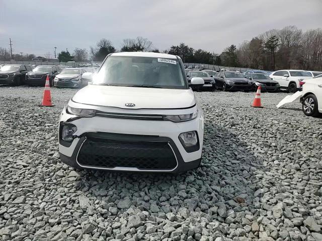 2020 Kia Soul - Image 11