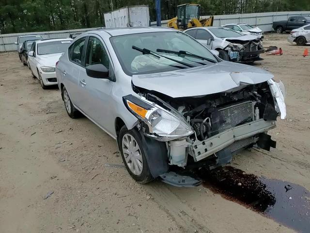 2016 Nissan Versa - Image 10