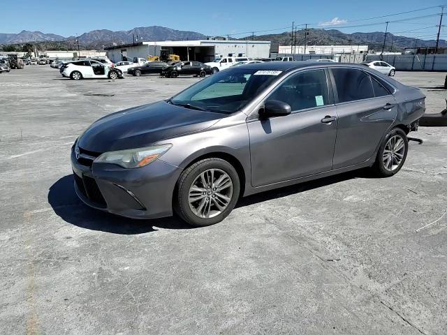 2016 Toyota Camry - Image 10
