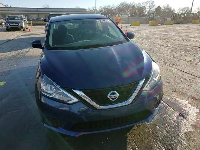 2017 Nissan Sentra - Image 13