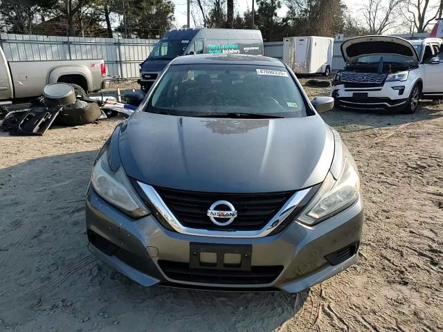 2016 Nissan Altima - Image 10