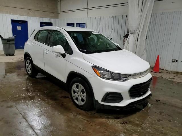 2017 Chevrolet Trax - Image 14