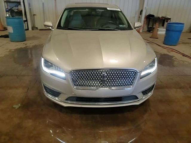 2017 Lincoln MKZ - Image 13