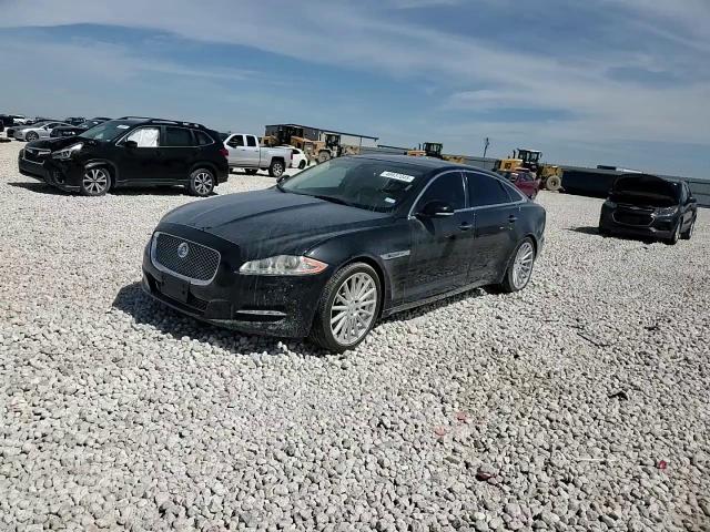 2012 Jaguar XJ - Image 11