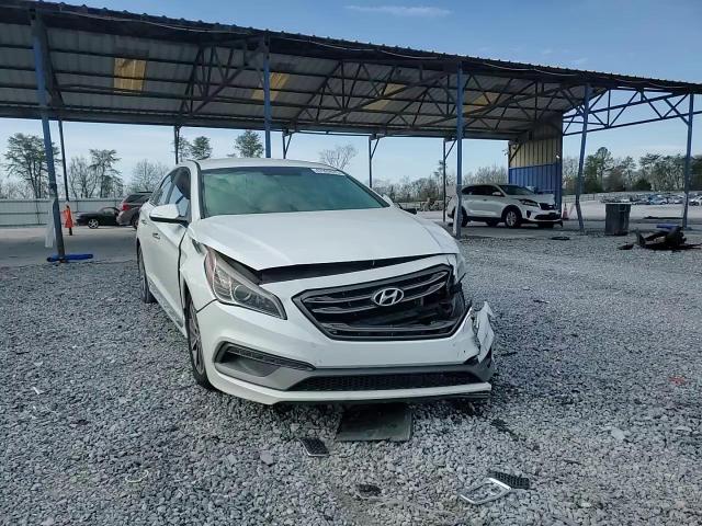 2015 Hyundai Sonata - Image 11