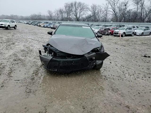 2017 Toyota Camry - Image 13