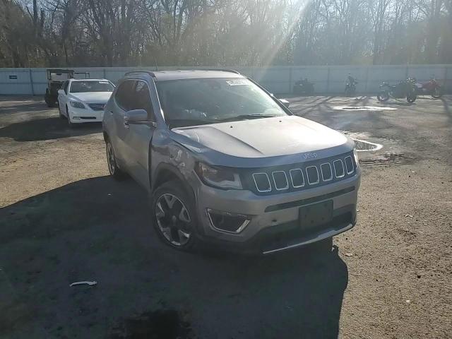 2018 Jeep Compass - Image 10