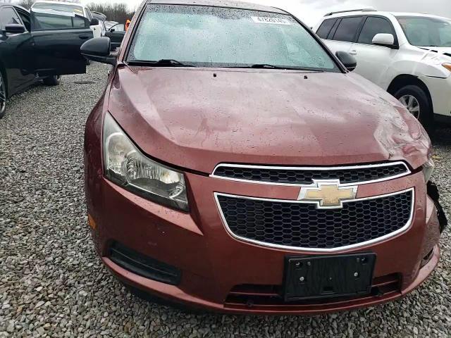 2012 Chevrolet Cruze - Image 13