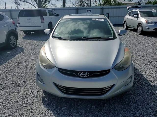 2013 Hyundai Elantra - Image 11
