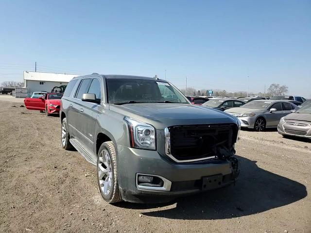 2017 GMC Yukon - Image 12