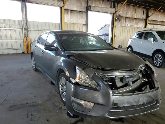 2015 Nissan Altima - Image 11