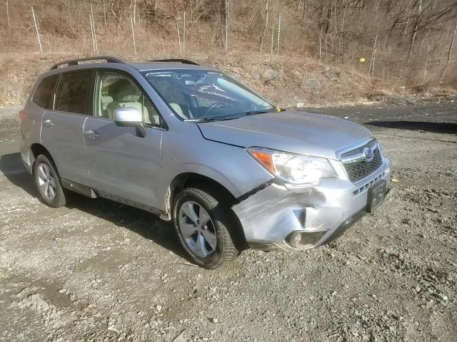 2016 Subaru Forester - Image 11