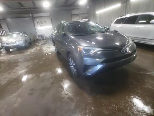 2016 Toyota RAV 4 - Image 13