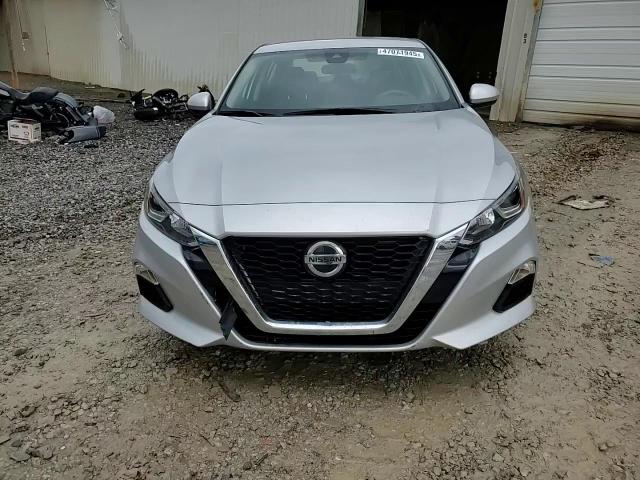 2021 Nissan Altima - Image 14