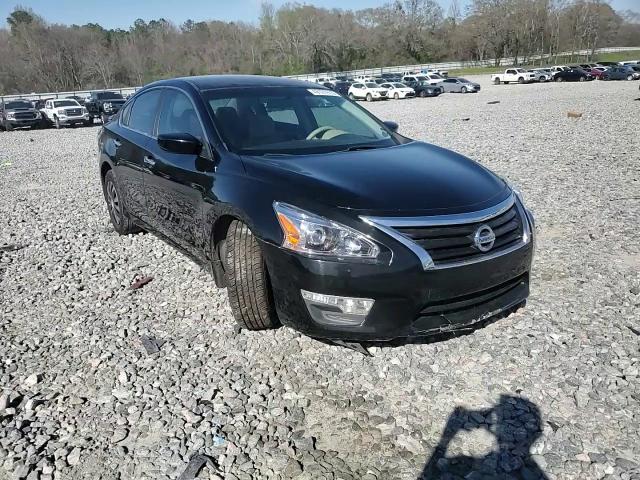 2015 Nissan Altima - Image 13