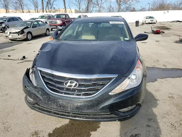 2013 Hyundai Sonata - Image 10