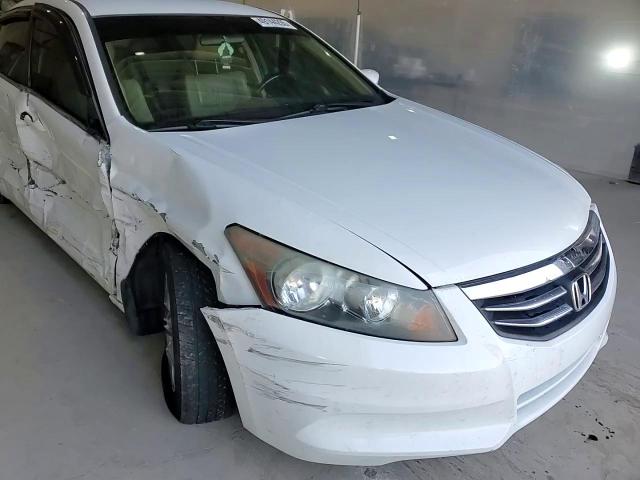 2012 Honda Accord - Image 10