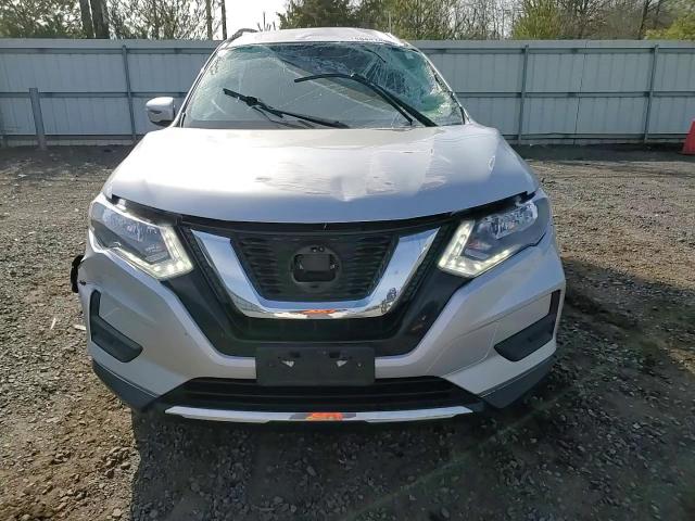 2018 Nissan Rogue - Image 12