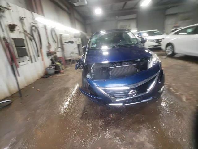 2018 Nissan Versa - Image 13