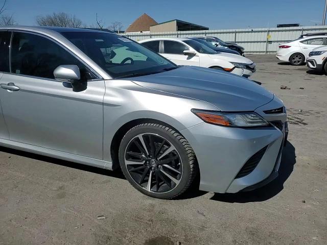 2018 Toyota Camry - Image 11