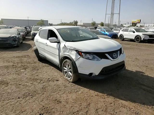 2019 Nissan Rogue - Image 10