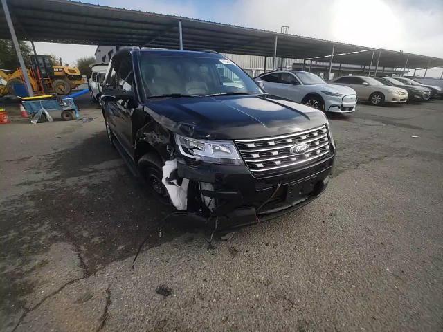 2017 Ford Explorer - Image 12