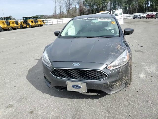 2018 Ford Focus Se VIN: 1FADP3F2XJL275761 Lot: 47774835