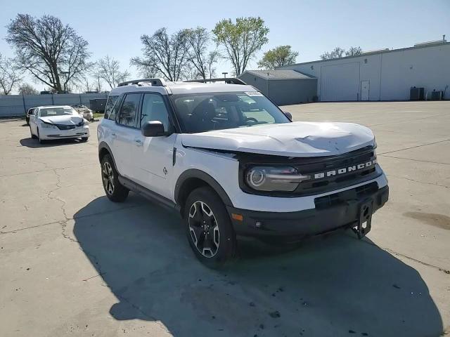 2023 Ford Bronco - Image 11