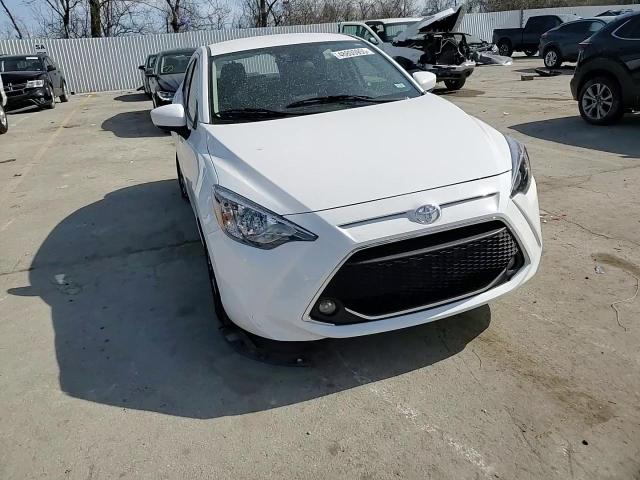 2019 Toyota Yaris - Image 10
