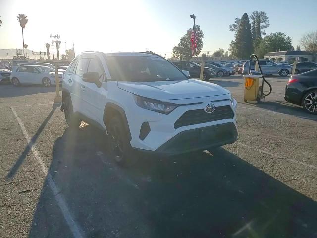 2019 Toyota RAV 4 - Image 11