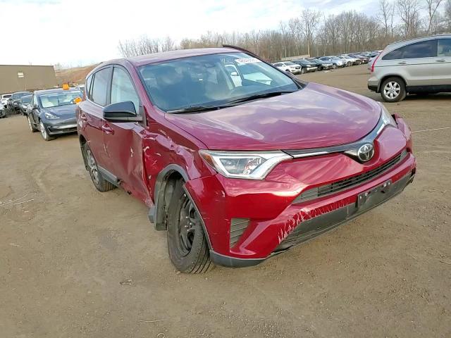 2018 Toyota RAV 4 - Image 12