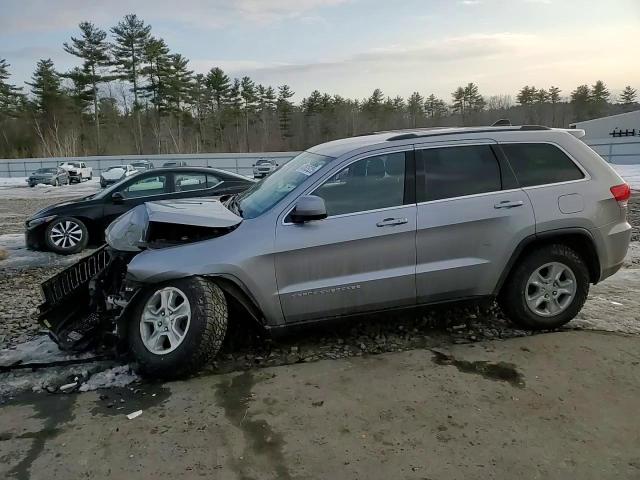 2015 Jeep Grand Cherokee - Image 12