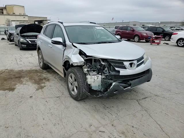 2015 Toyota RAV 4 - Image 12