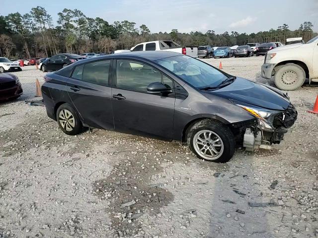 2018 Toyota Prius - Image 14