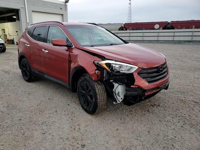2016 Hyundai Santa Fe - Image 11