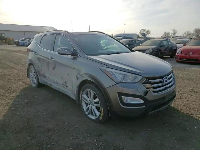 2015 Hyundai Santa Fe - Image 11