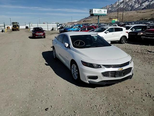 2016 Chevrolet Malibu - Image 11