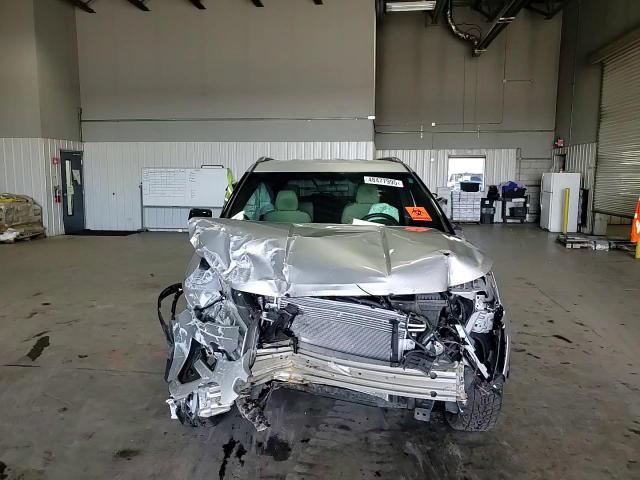 2016 Ford Explorer - Image 10